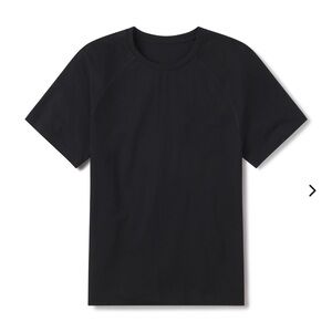 Outdoor Voices ThinkFast Mesh Shortsleeve in black size XS